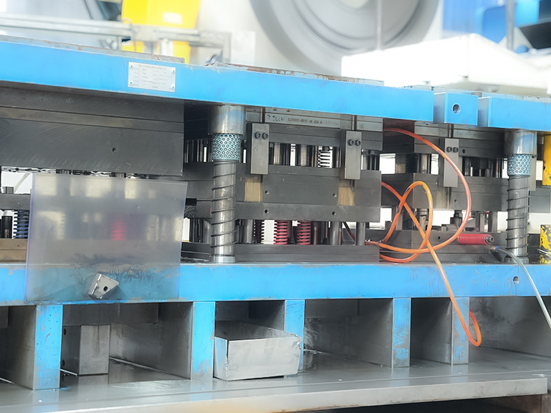 Benzi materiale și mucegai